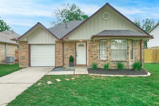 Building Photo - 12307 White River Dr