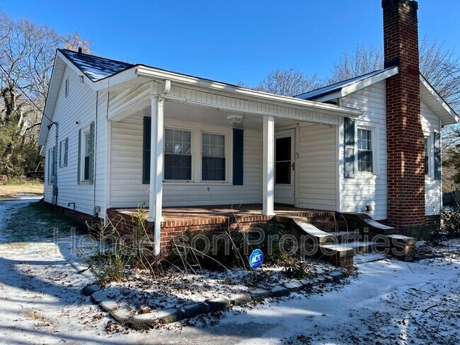 Foto del edificio - 935 Old Charlotte Rd SW