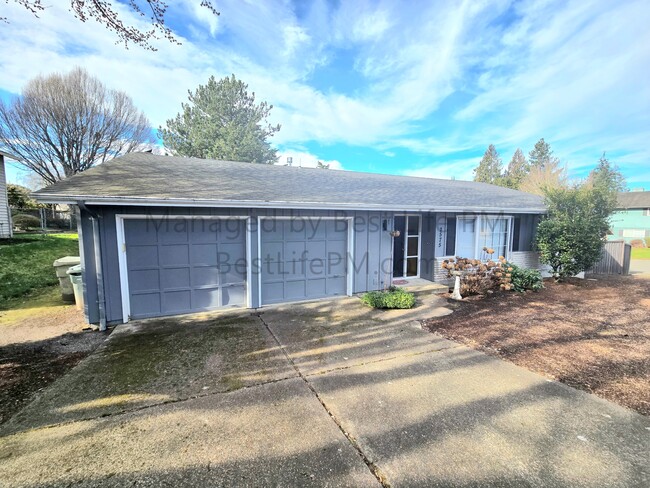 Building Photo - 2575 NW 119th Pl