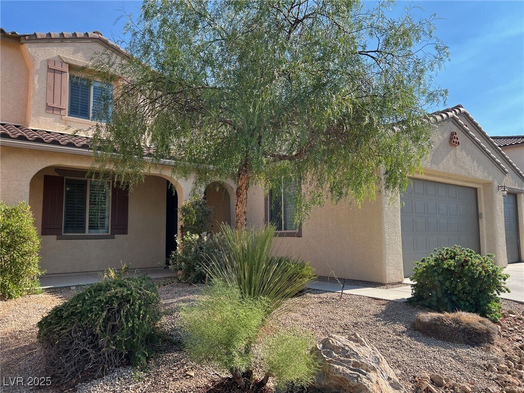 Foto principal - 2977 Queen Lake Ct