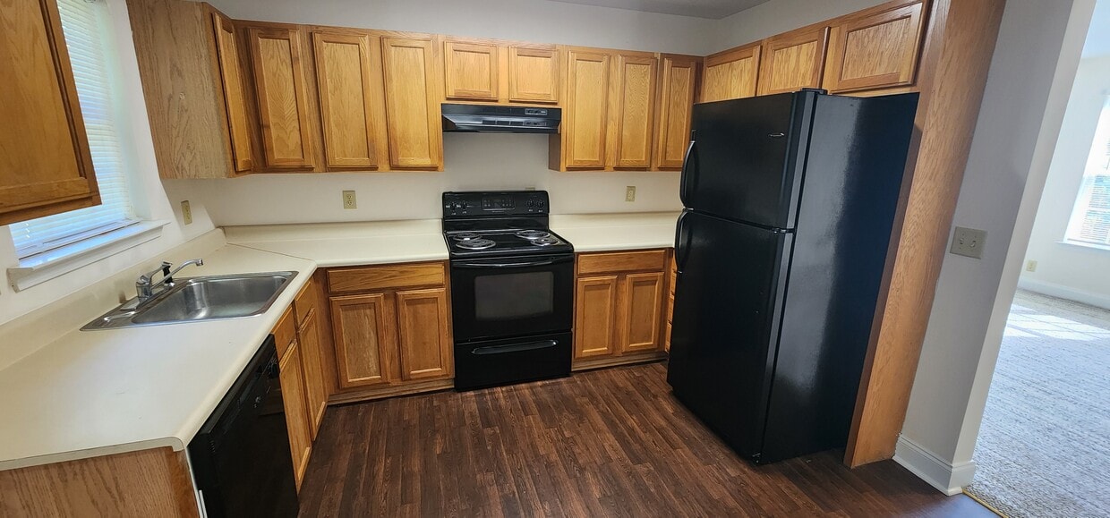 kitchen - Porter Street Apartments