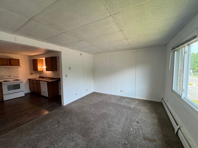 Building Photo - 3614 Weiland Ave