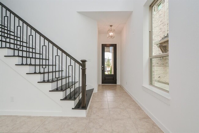Building Photo - 6551 Scarlet Pond Ln