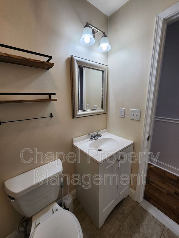 Foto del edificio - 3209 W Montgomery Ave