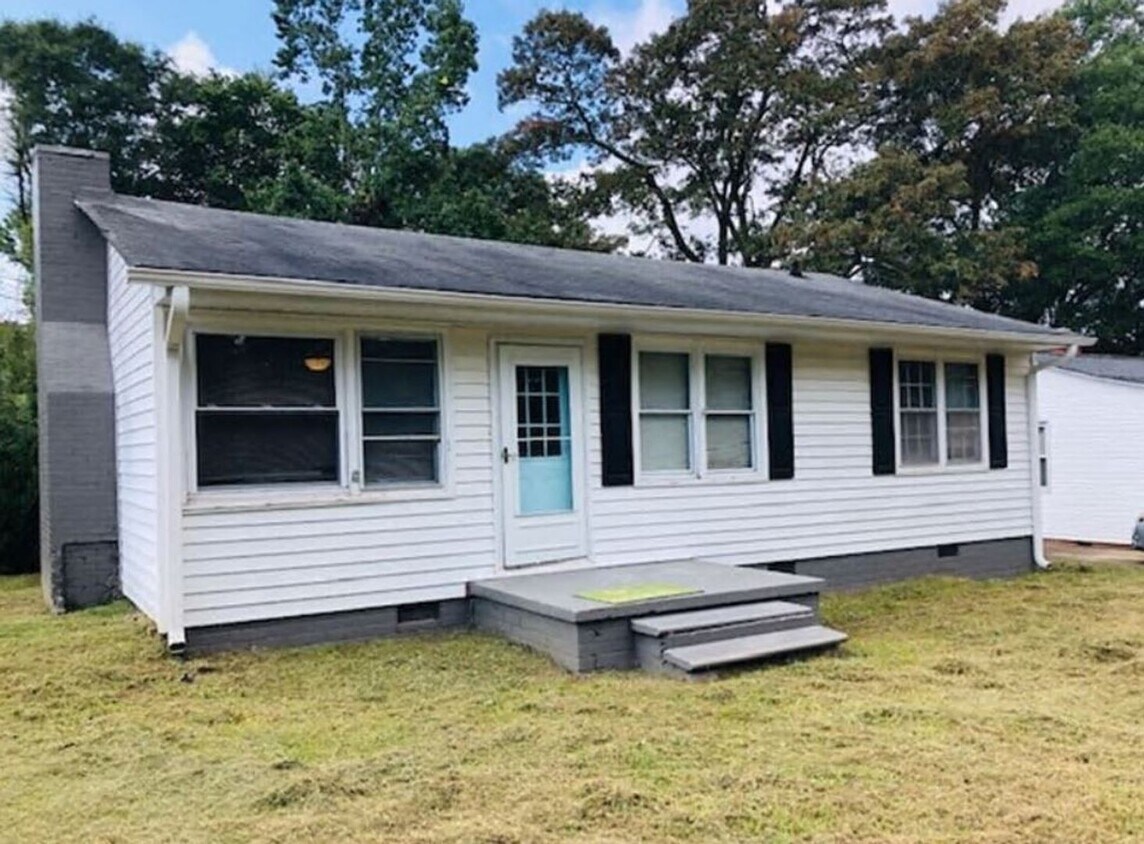 905 Barnwell Rd, Spartanburg, SC 29303 House Rental in Spartanburg