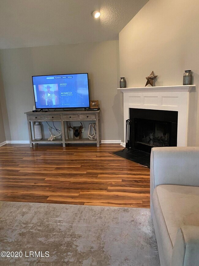 Foto del edificio - 8 Eagle Trace Ct