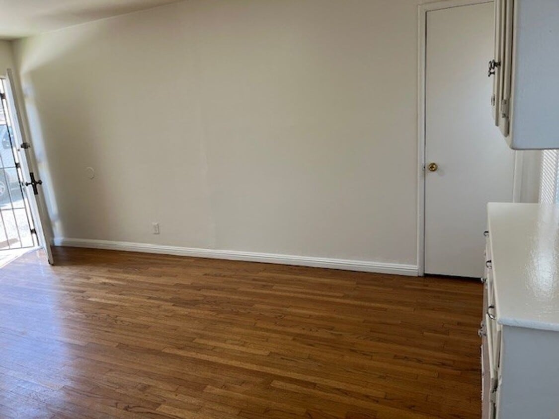 Foto del edificio - KGL7TH