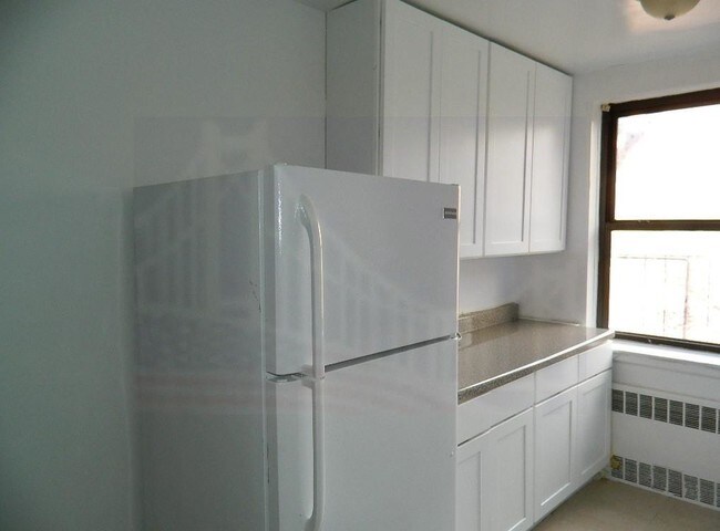 Foto del edificio - 237 N Broadway