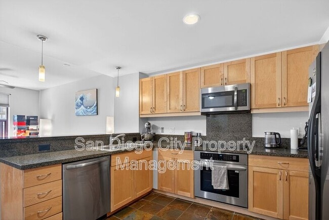 Building Photo - 1150 J St