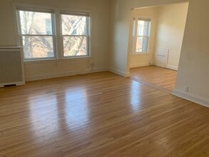 Building Photo - 2739 Girard Ave S