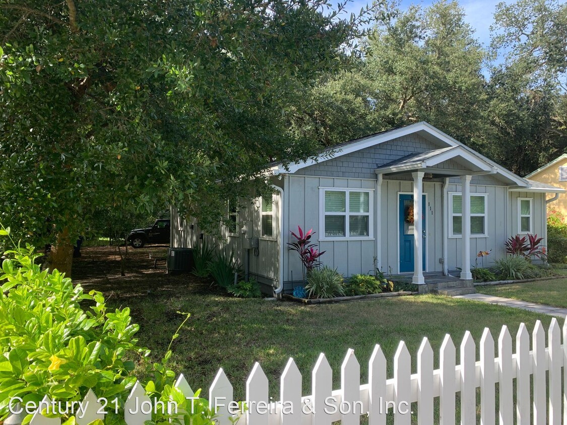2 Br
