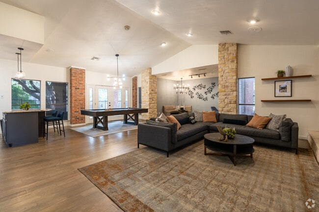 Interior Photo - Barcelona on Chisholm Trail