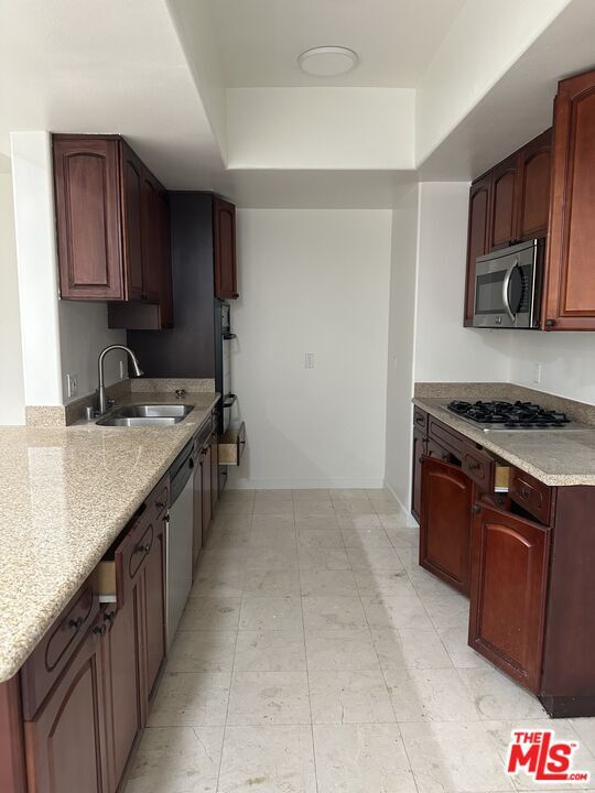 Foto del edificio - 962 S Gramercy Dr