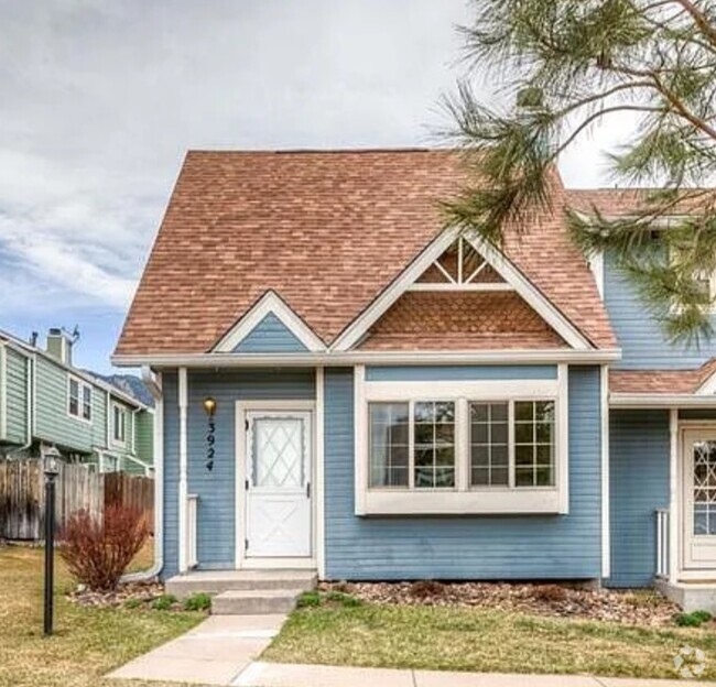 Building Photo - 3924 Berkley Ct