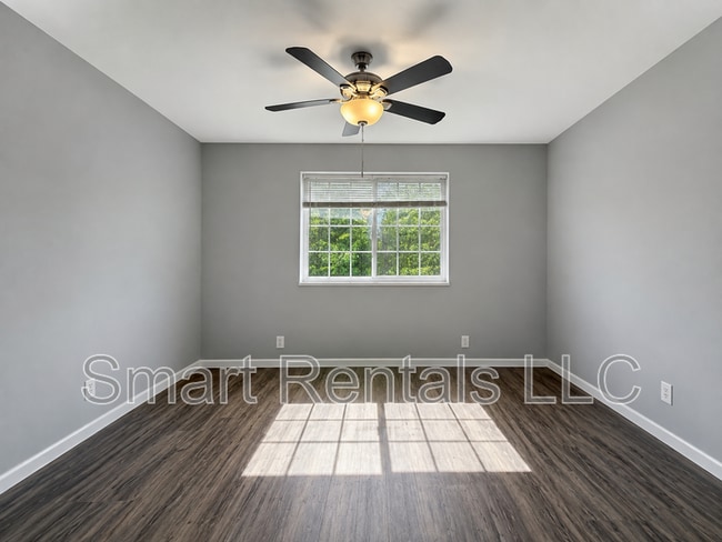 Building Photo - 2509 Bellevue Ave