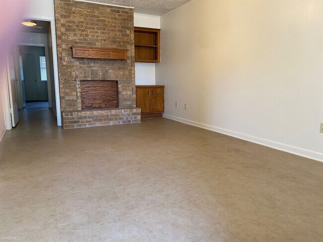 Building Photo - 2 br, 1.5 bath Duplex - 730 San Benito Dr ...