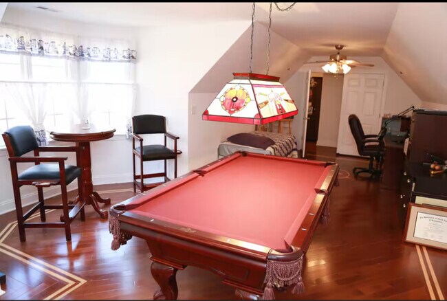 Foto del edificio - 3709 Woodburn Dr