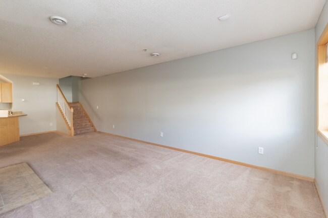 Foto del edificio - 16378 Elm Creek Ln