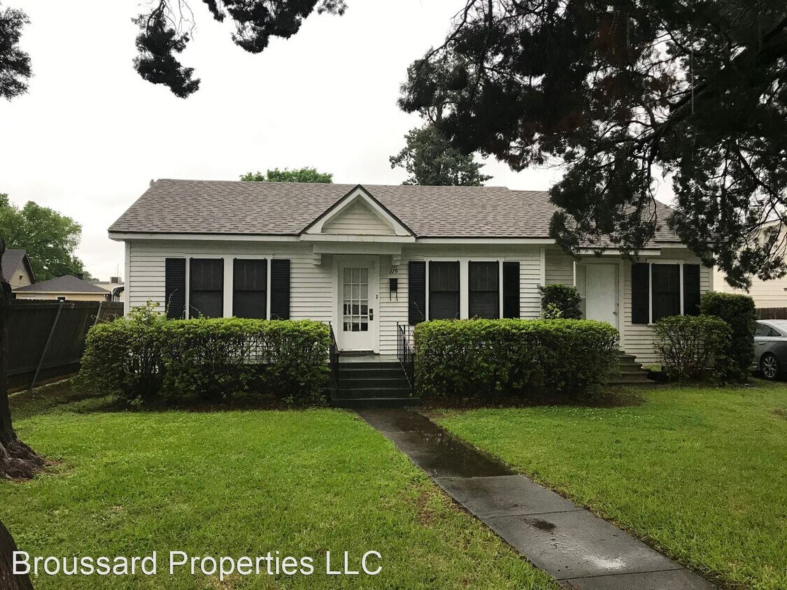 Foto principal - 4 br, 3 bath House - 119 St. Julien Street