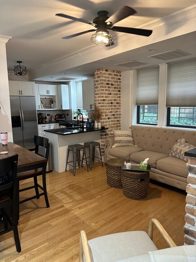 Foto principal - 712 W Wellington Ave