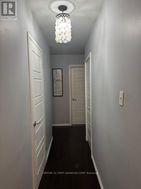 Photo du bâtiment - 675 Wonderland Rd S