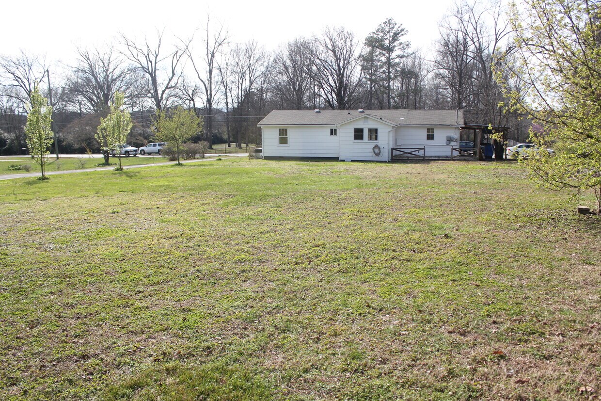 Primary Photo - 1734 Morris Hill Rd