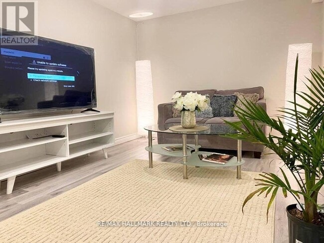 Building Photo - 214 Beechy Dr