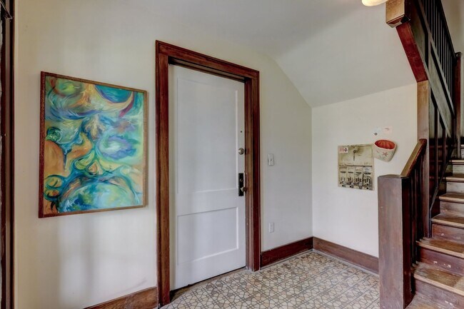 Foto del edificio - 1 Bed 1 Bath apartment in Okc close to Plaza District!