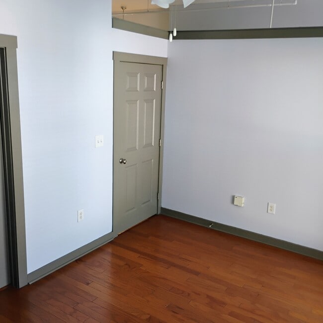 Building Photo - The Lofts at Silver