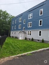 Building Photo - 178 Union Ave