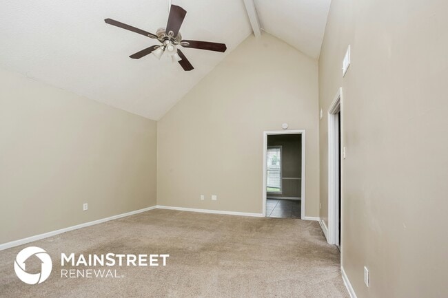Building Photo - 5262 Sunray Dr