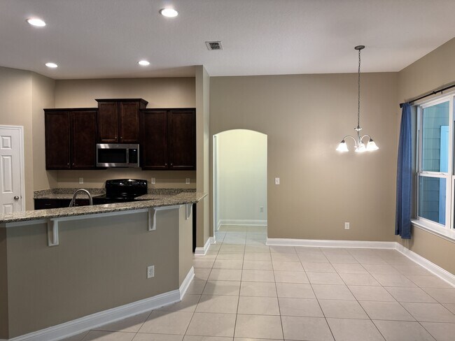 Foto del edificio - 79717 Plummer's Creek Dr