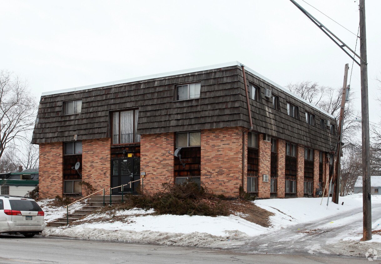 Foto principal - 2112 44th Ave N