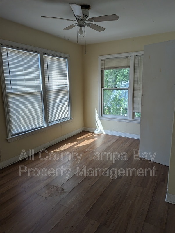 Building Photo - 2727 49th St S