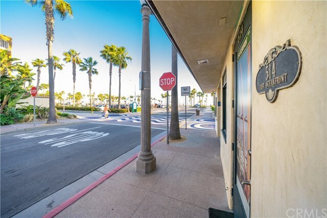 Building Photo - 514 E Oceanfront