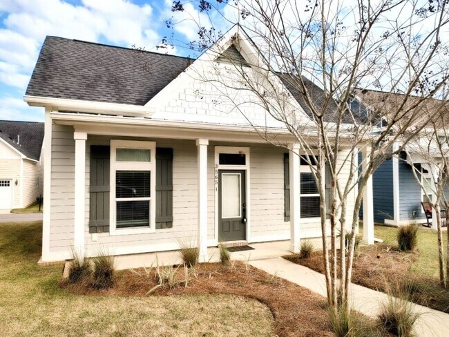 Building Photo - 3565 Esplanade Way