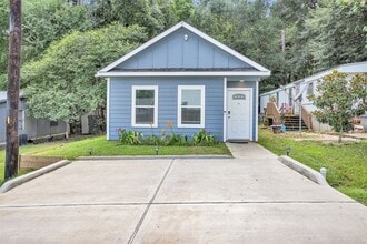 Building Photo - 286 Westchase St