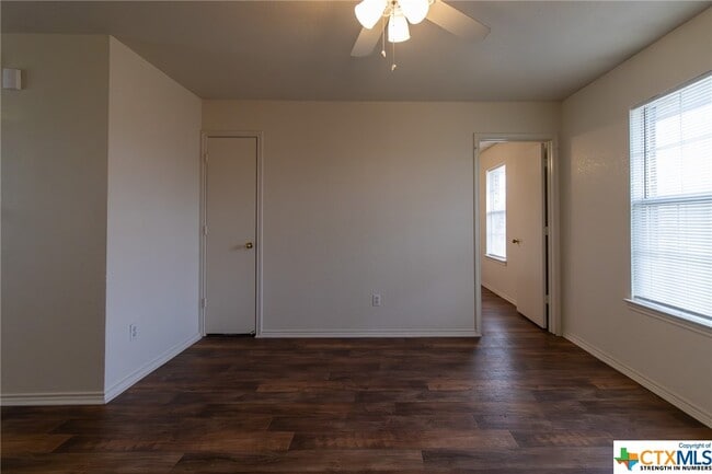 Building Photo - 5710 Greengate Dr