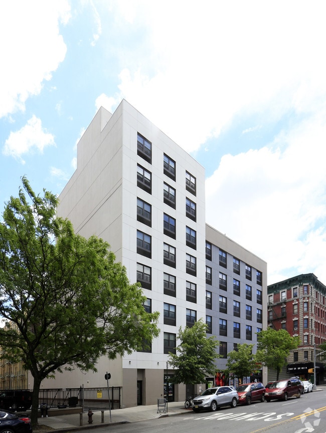 Building Photo - Strivers Plaza