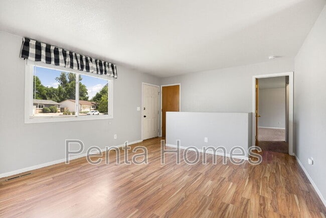 Building Photo - 3319 Sun Disk Ct