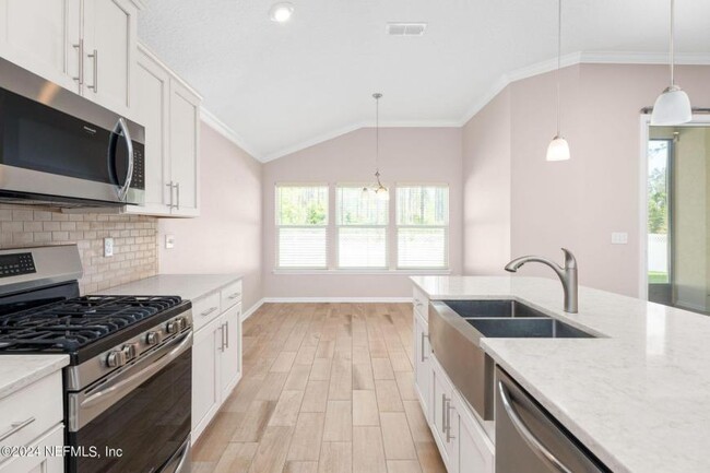 Building Photo - 4 bedroom in Saint Johns FL 32259