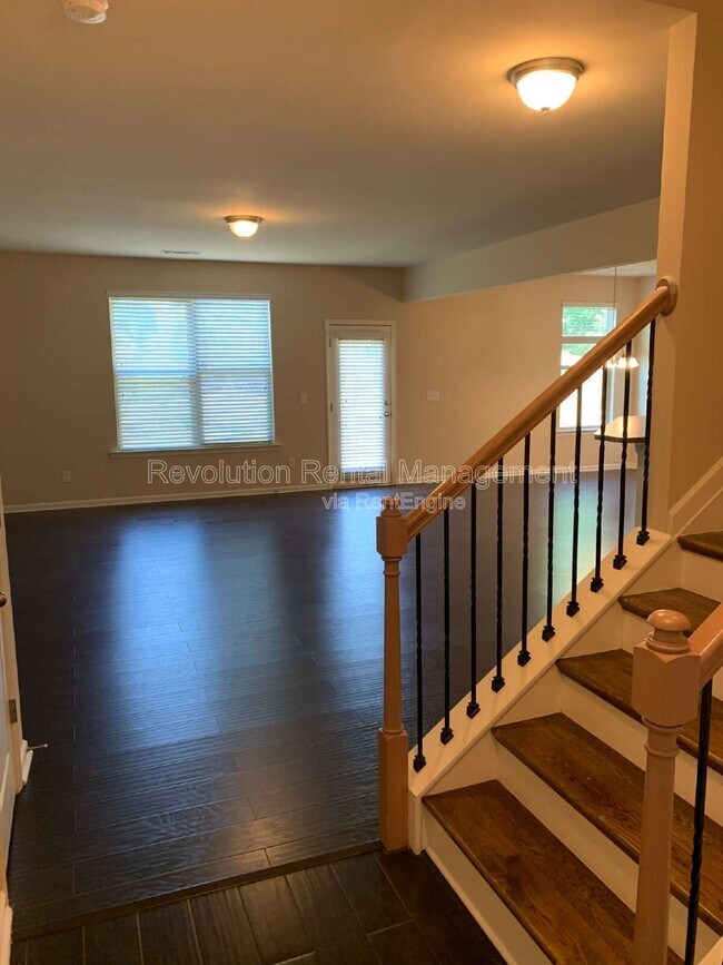 Building Photo - 1277 Image X-ing