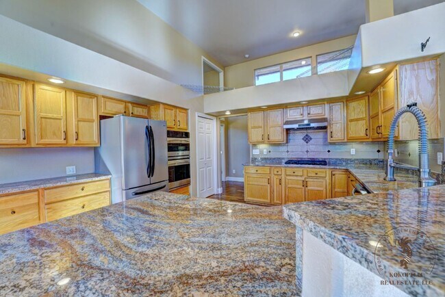 Building Photo - 2027 Charis Ct