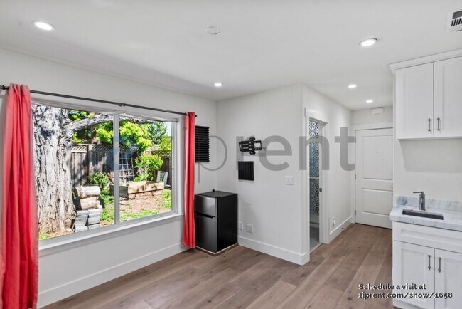 Foto del edificio - 2914 Cherry Ave