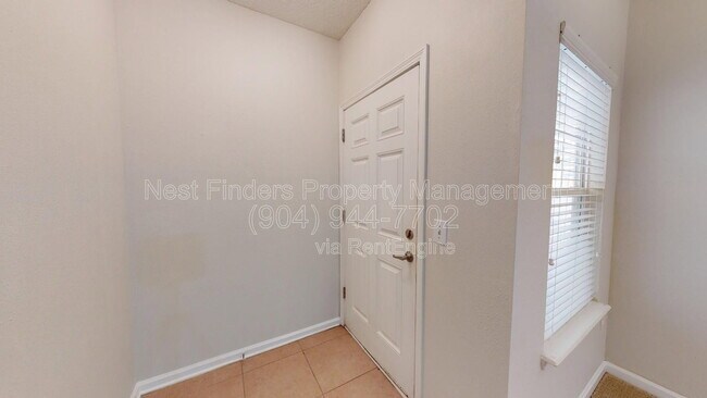 Foto del edificio - 8241 Pelican Landing Rd