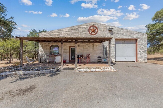 Building Photo - 1360 Co Rd 233