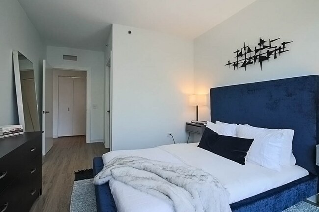 Foto del edificio - 797 W Van Buren St