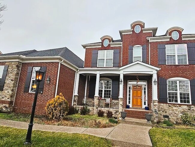 Building Photo - 1530 Bledsoe Ln