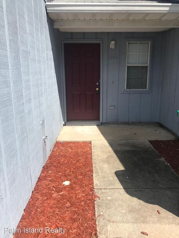 Foto del edificio - 3 br, 2 bath House - 613 Virginia Oak Ct.