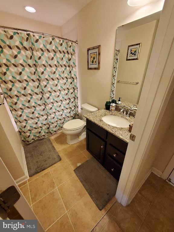 Foto del edificio - 9441 Paragon Ct